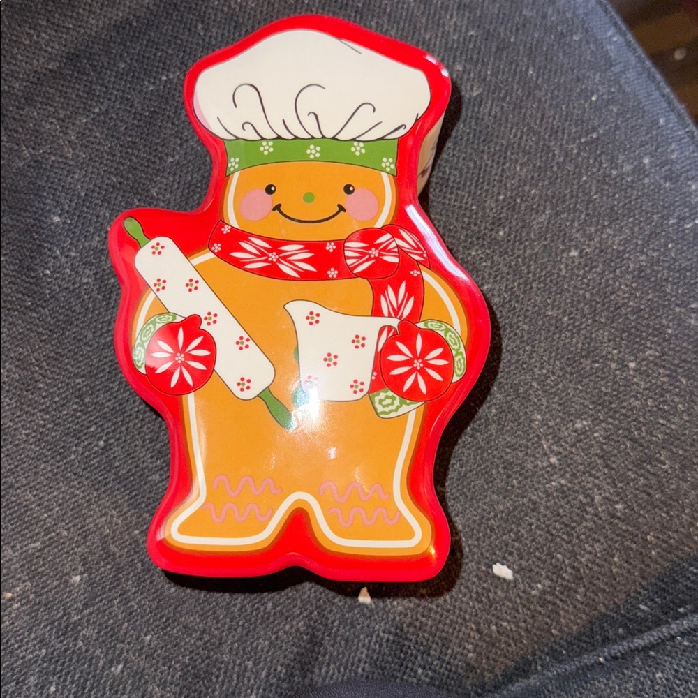 Temptations Gingerbread Chef Ramekin/candy dish NWT